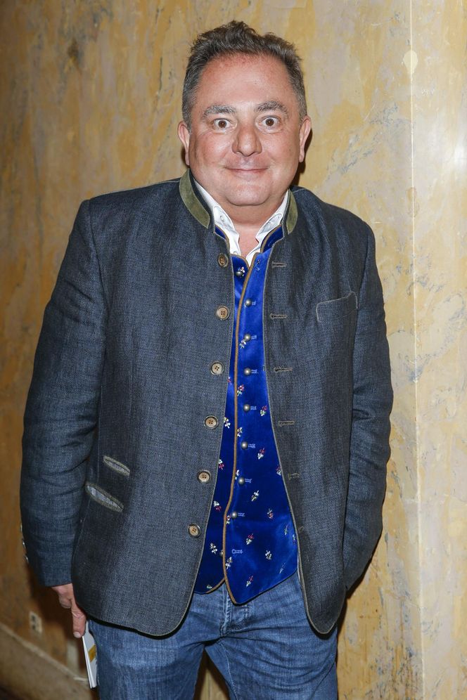 Robert Makłowicz kończy 62 lata. Mało kto wie, że na własnym ślubie nic nie rozumiał. Ujawniamy tajemnice słynnego kucharza