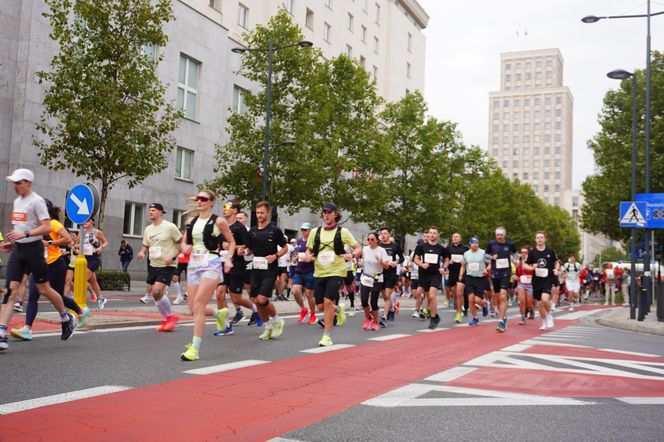 Uczestnicy Maratonu Warszawskiego 2025