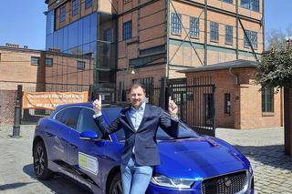 Jerzy Dudek z elektrycznym Jaguarem I-Pace