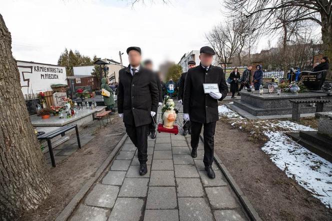 Pogrzeb Aleksandry i Oliwii z Częstochowy