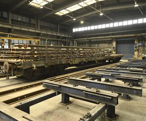 Kraków buduje Warszawie plac Zawiszy. Byliśmy w fabryce, gdzie powstanie 121 elementów wielkiej układanki