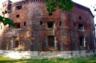 Fort „Św. Benedykt” w Krakowie przed renowacją