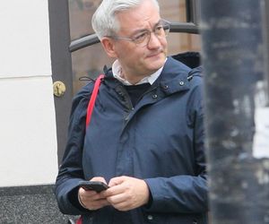 Robert Biedroń kupił okulary