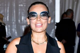 Anna Mucha eksponuje siwe pasma. Zaskakująca reakcja. Porównali ją do Krzysztofa Ibisza