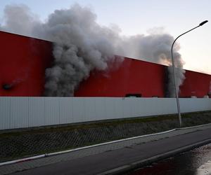 Ogromny pożar marketu na Podkarpaciu 