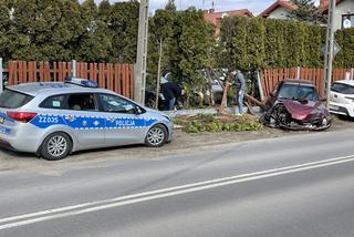 Kompletnie pijany rozbił dwa auta. Przyznał się, że wypił pół flaszki i wsiadł za kółko