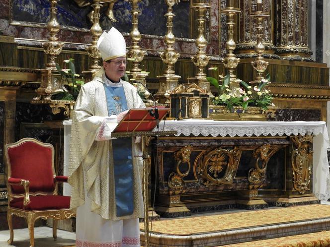 Synod w diecezjach: Powierzamy go opiece Maryi