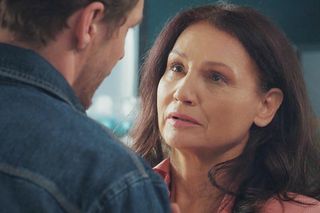 M jak miłość, odcinek 1826: Marcin (Mikołaj Roznerski), Aleksandra (Małgorzata Pieczyńska) 