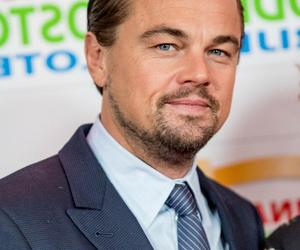 Leonardo DiCaprio trafiony strzałą Amora! Ta modelka to coś poważnego