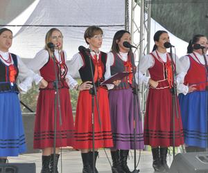 Rzemieślniczy Bazar w Kielcach. Były stoiska handlowe oraz atrakcje