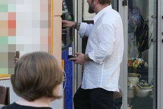 TWARDY SCYZORYK MIĘKNIE PRZY SYNU.