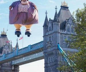 Harry Potter. Gigantyczna ciotka Marge unosiła się nad Londynem! [ZDJĘCIA]