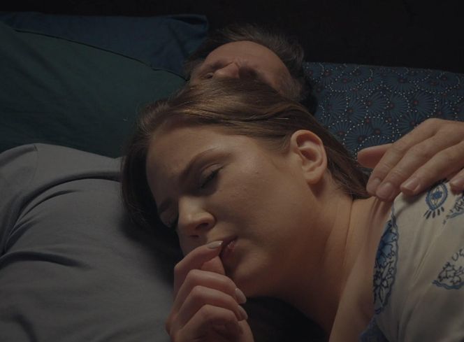 M jak miłość, odcinek 1888. Anita (Melania Grzesiewicz), Kamil (Marcin Bosak)