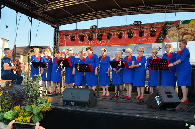 W konkursie na najlepsze pierogi w powiecie Siedleckim w 2025 roku zwyciężył męski zespół KGW „Sami Swoi” z Kotunia! 