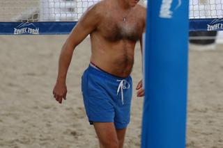 Radosław Pazura na plaży w Sopocie