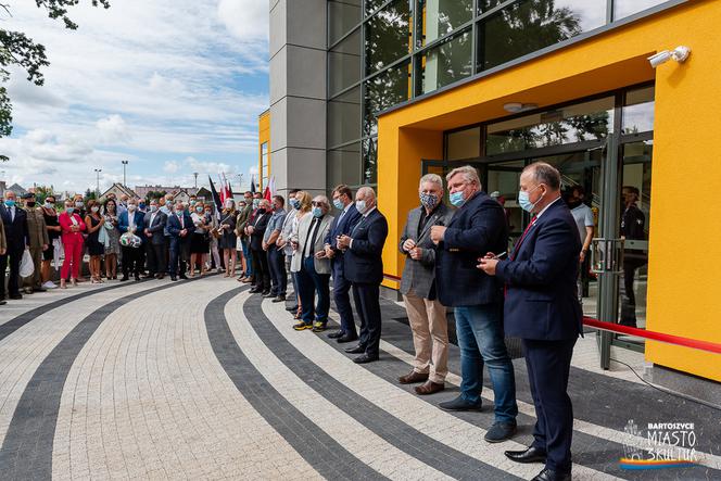 Bartoszyce: Hala widowiskowo-sportowa oficjalnie otwarta. Zobacz, jak wygląda