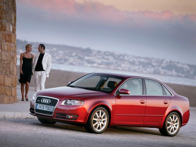 Audi A4 Sedan B7 - (2004-2007)
