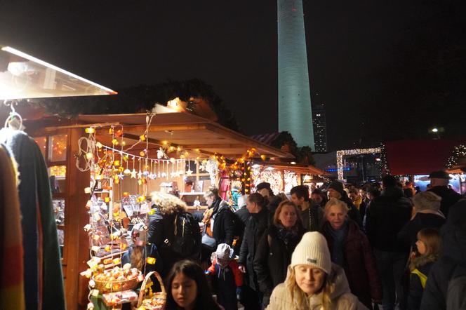 Weeihnachtsmarkt na Alexanderplatz