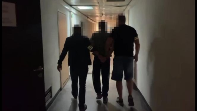 Wielka akcja śląskiej policji. Udało się złapać m.in. zabójcę z Bytomia. Chował się za szafą