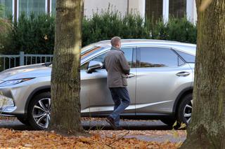 Donald Tusk z żoną wymieniają się samochodem
