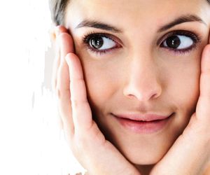 Pielęgnacja oczu i skóry wokół oczu. Jak dbać o oczy?