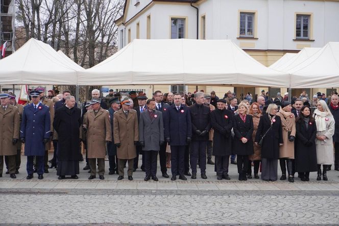 Tak białostoczanie uczcili Narodowe Święto Niepodległości 2024 w Białymstoku [ZDJĘCIA]