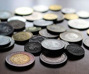 Nowa moneta 5 zł już w obiegu. NBP pokazał, jak wygląda