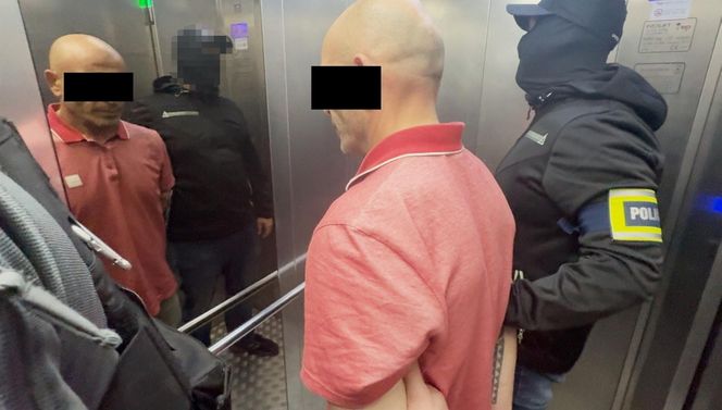 Siedem osób zatrzymanych za posiadanie broni. Wśród nich "wor w zakonie". Przyjechał do Polski wykonać zlecenie