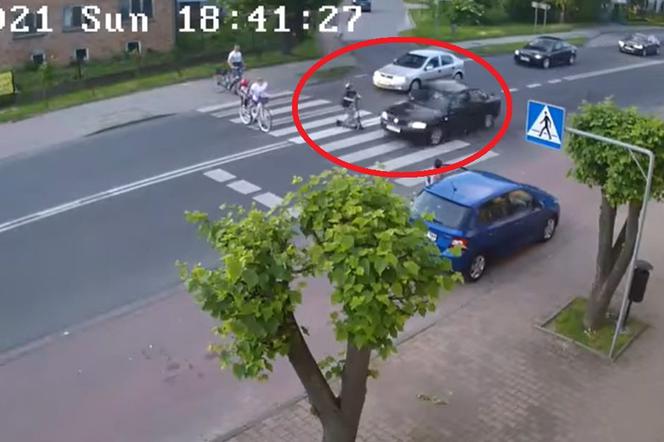 Śląsk: To nagranie mrozi krew w żyłach. Dziecko na pasach i szalony rajd kierowcy. Rodzice byli bezradni