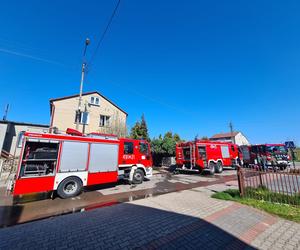 Zobacz jak wygląda dom jednorodzinny przy ul. Moniuszki w Łosicach po pożarze 23.04.2023