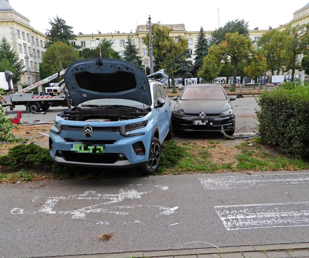 Pijany 23-latek rozbił BMW na Puławskiej! Dwie osoby w szpitalu