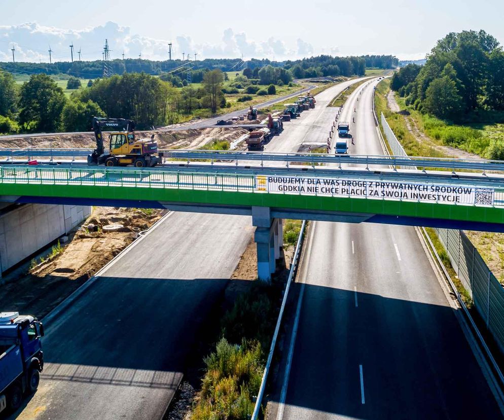 Baner zawieszony przez PRD Nowogard nad budowaną S3 został już zdjęty. Protest trwa