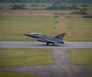 Samolot Mirage 2000