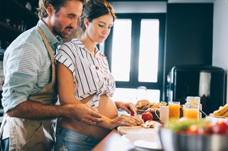 Jak uchronić się przed cukrzycą ciążową? Ta dieta może pomóc