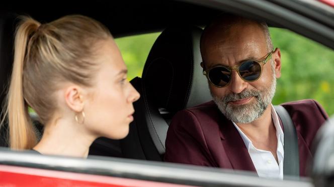 Barwy szczęścia odc. 2763. Kornel (Jakub Bohosiewicz), Jowita (Magdalena Żak)