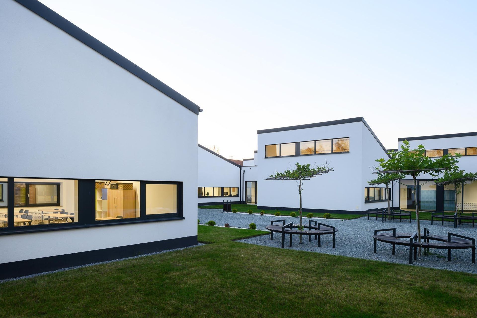 Szkoła w Rudzie Śląskiej, TKHolding