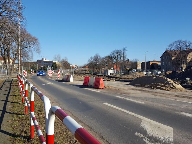 Budowa ronda na skrzyżowaniu Szybowników z Wolińską w Lesznie