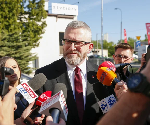 Prokuratura podjęła decyzję w sprawie Grzegorza Brauna