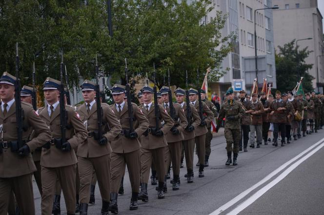 W sobotę przeszedł Marsz Pamięci. Uczestnicy upamiętnili ofiary zbrodni na Woli