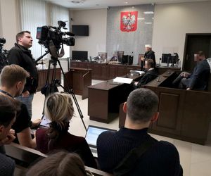 Adwokat zszokował słowami o trumnach na kółkach. Trwa proces