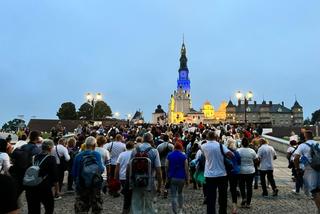 Maturzyści z diecezji koszalińsko-kołobrzeskiej na Jasnej Górze