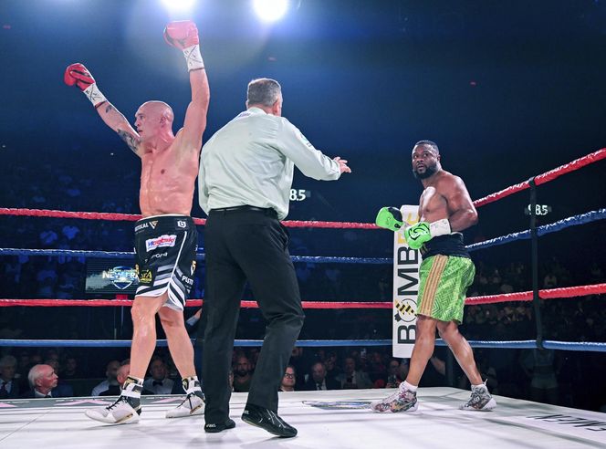 Michał Cieślak - Jean Pascal. Polak tymczasowym mistrzem świata WBC