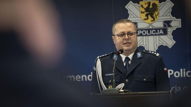 Gdańsk ma nowych policjantów. Złożyli ślubowanie [GALERIA]