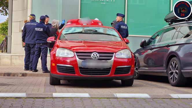 Pościg w centrum Warszawy. Uzbek zwiewał policji czerwonym volkswagenem