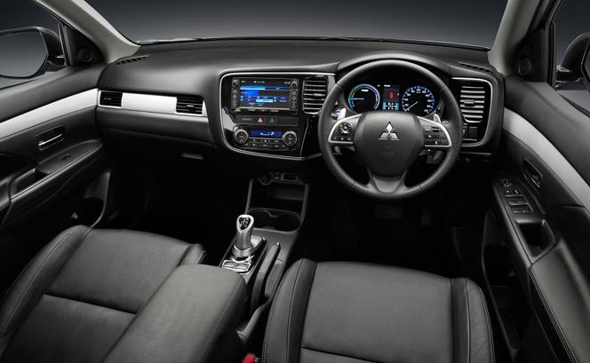 Mitsubishi Outlander PHEV po liftingu