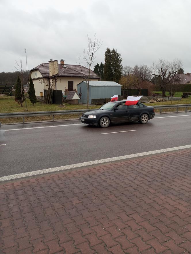 Trwa protest rolników w woj. lubelskim. Blokady są w wielu miejscach w regionie [DUŻO ZDJĘĆ]