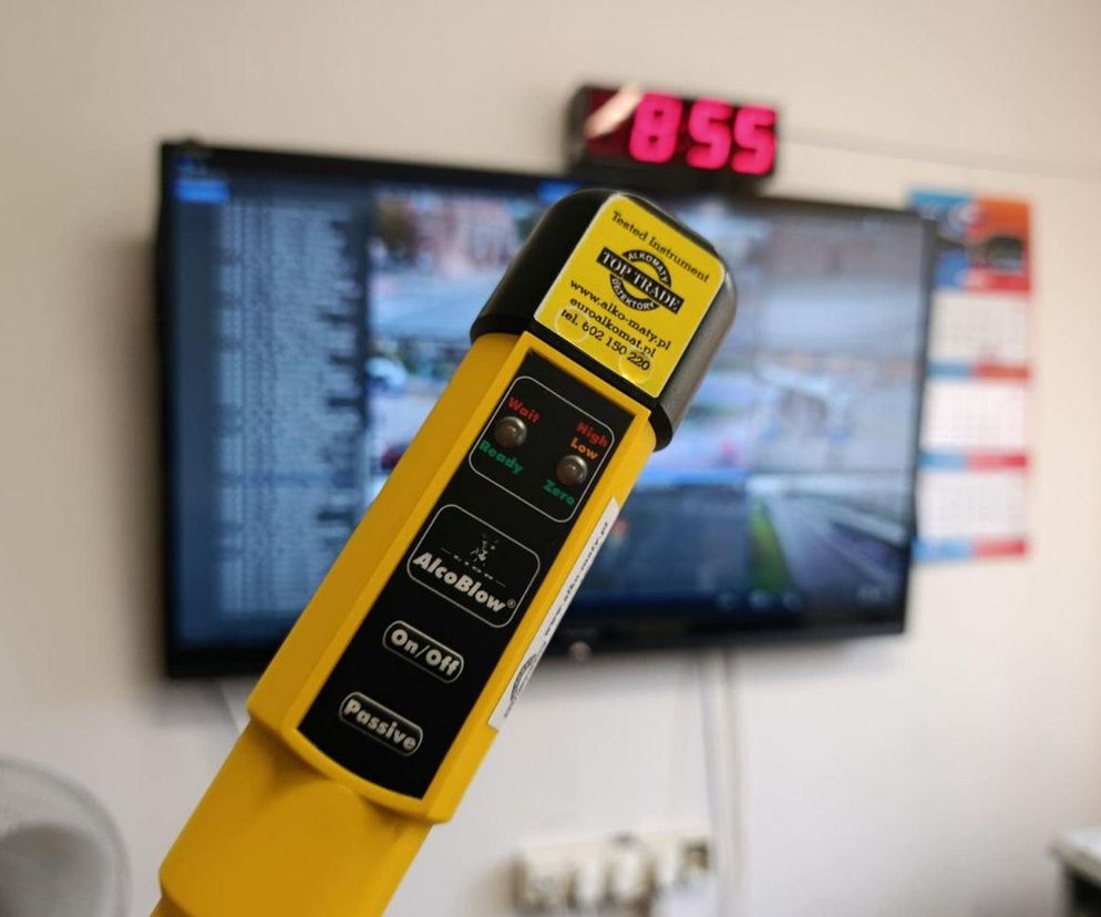 Kierowczyni autobusu miejsckiego  najechała na tył drugiego, także z floty MZK Bydgoszcz. Kobieta prawdopodobnie była pod wpływem niedozwolonych środków