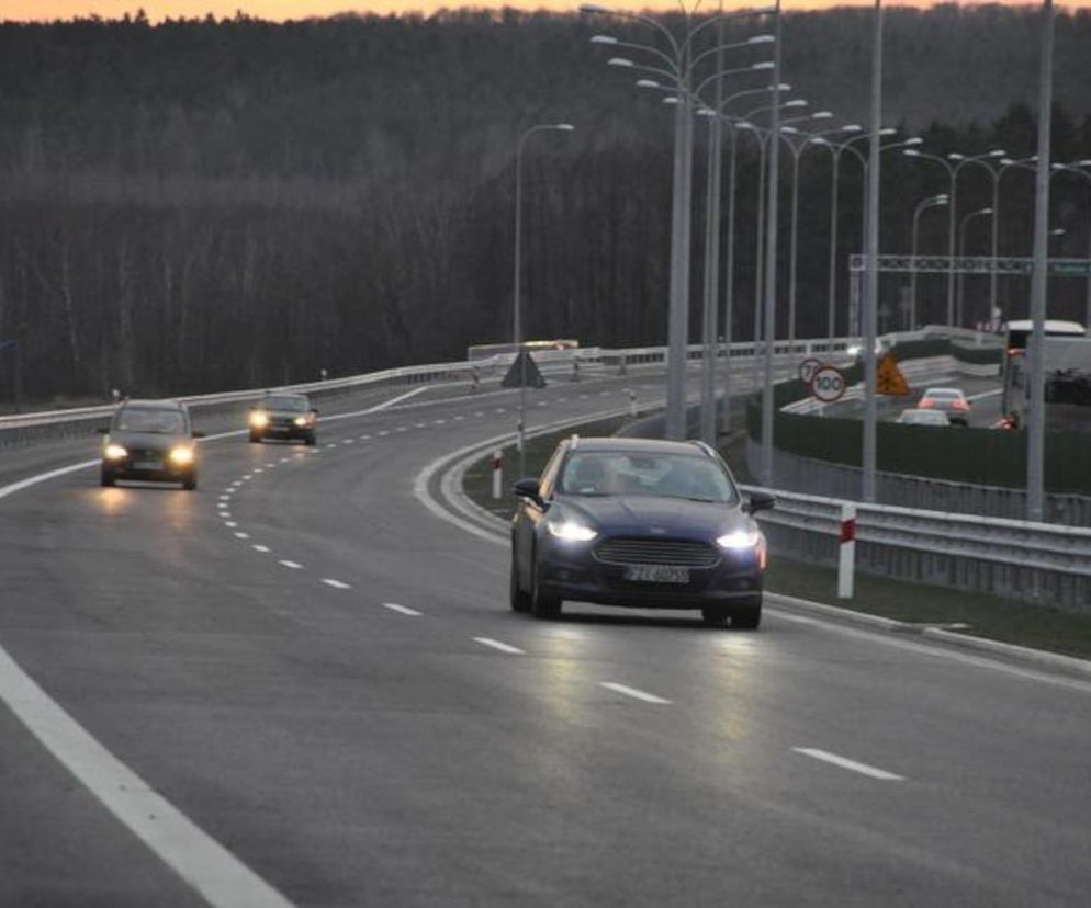 Płatne odcinki S7 w regionie i okolicach. Jakich pojazdów nie obowiązują?