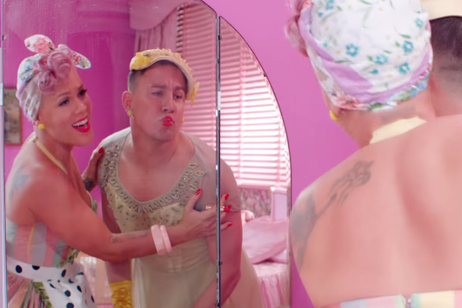 Pink - teledysk Beautiful Trauma