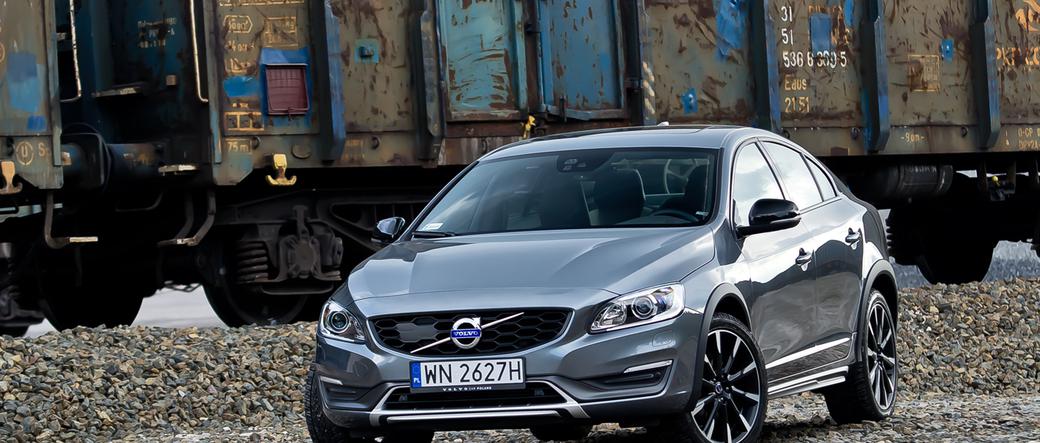 Volvo S60 Cross Country D4 AWD Summum